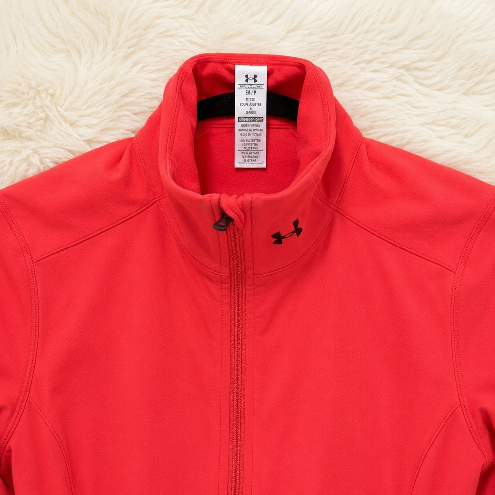 Under Armour Womens Fitted Softshell Jacket Full Zip Gorpcore Workout Red SM - Picture 4 of 4
